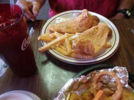 Mom's Kountry Cafe