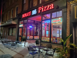 Jonny's Pizza