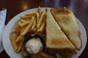 Oscar's All American Food And Drinks