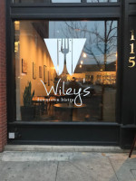 Wiley's Downtown Bistro