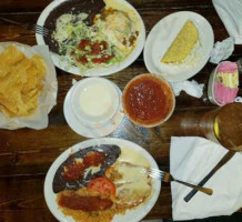 Los Reyes Mexican Grill