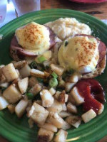 Benedicts Eggs More