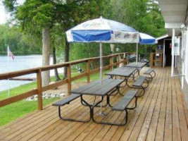 Springstead Lake Lodge