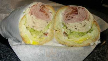 Tuumy's Sub Shop