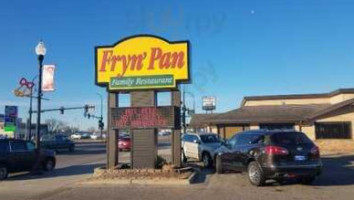 Wahpeton Fryn' Pan Family