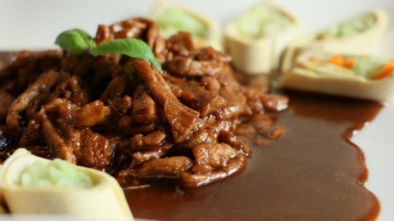 Le Jia Asian Cuisine