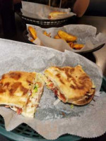 Rugiono's