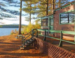 Woodbound Inn