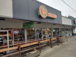 Vic's