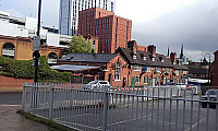 The Gatehouse Tavern