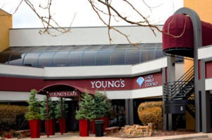 Young's Café