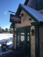 Woodhull Public House