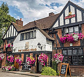 Queen's Head