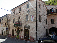 La Cantinella