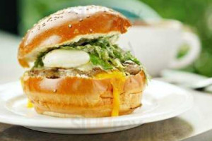 Common Bond Bistro Bakery