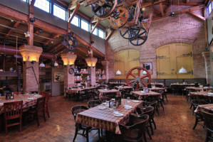 Connie's Pizza