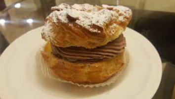 Le Paris Brest Cafe