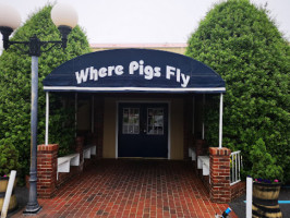 Where Pigs Fly Restaurant