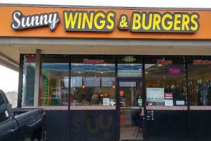 Sunny Wings Burgers