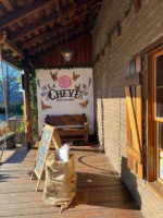 La Cheve Bakery And Brews