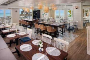 Four Marlins Oceanfront Dining