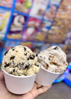 Max And Mina's Ice Cream