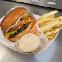 Dick Mondell's Burgers Fries