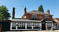 The Three Horseshoes