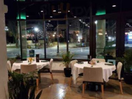Coco's Seafood Steakhouse