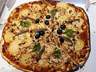 M Pizza