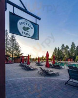 Spotted Frog Poolside Cafe