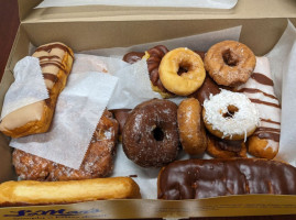Lamar's Donuts