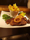 Le Petit Cafe Anglais Bar Restaurant