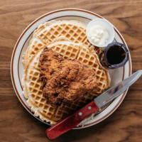 Fat's Chicken Waffles