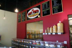 Rooster's Gourmet Popcorn