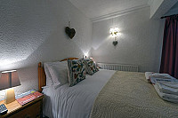 George Inn