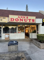 Ann’s Donuts