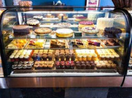 Schat's Bakery & Cafe