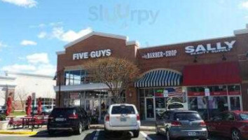 Five Guys Burgers and Fries