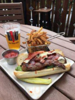 Post 25 Kitchen Lounge