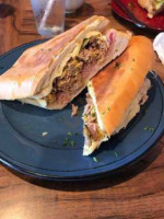 Nini's Cuban Cuisine