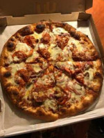 Sam's Giant Manhattan Pizza