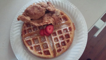 Emma Lynn's Chicken and Waffles