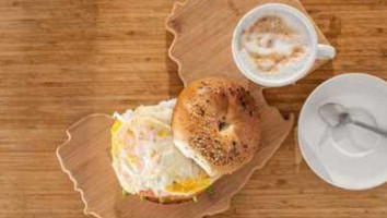 Chamo's Bagel Grill