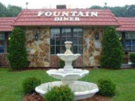 Fountain Diner