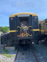 Honey's Farm Fresh Gourmet Kitchen