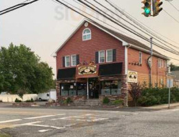 Locust Ave Deli