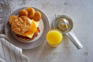 Bojangles ' Famous Chicken 'n Biscuits