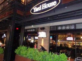 Yard House