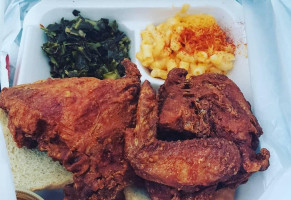 Gus's World Famous Fried Chicken